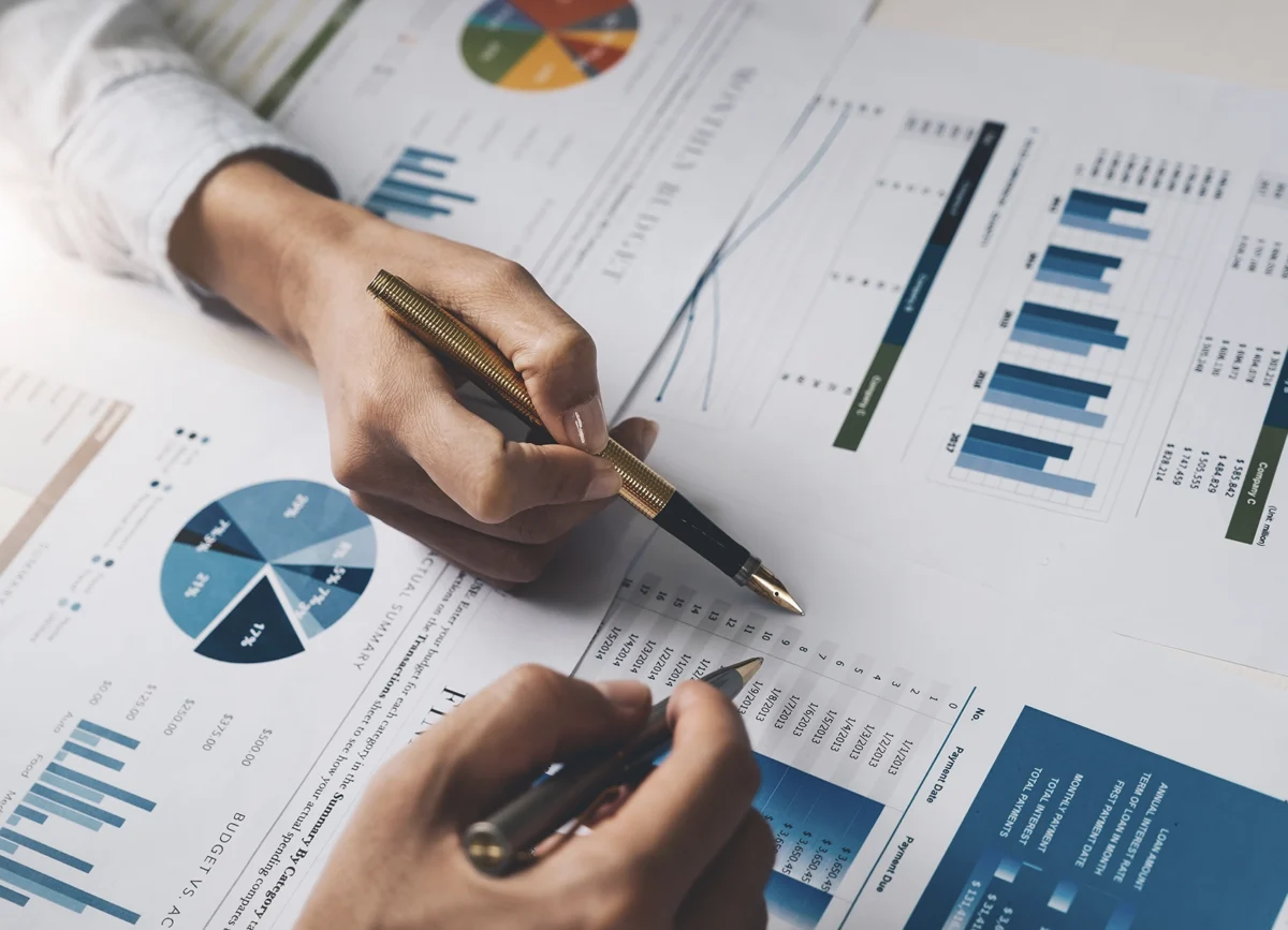 Data That Sells: Why Advisors Need More Than Just a Good Story 